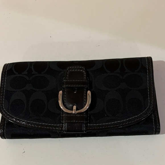 Coach Soho Chic Black Women's Checkbook Wallet with Buckle - Picture 1 of 11